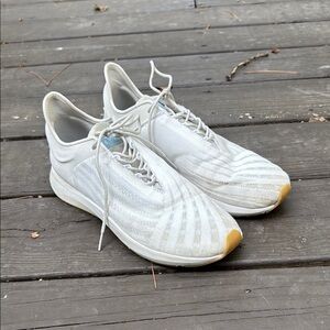 Saysh white womens One athletic shoe size 9.5 (no insoles)